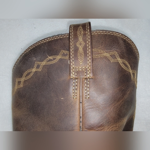 Ariat Brown Cowboy Boots with Roper Shaft and Contrast Stitching - Picture 5 of 5